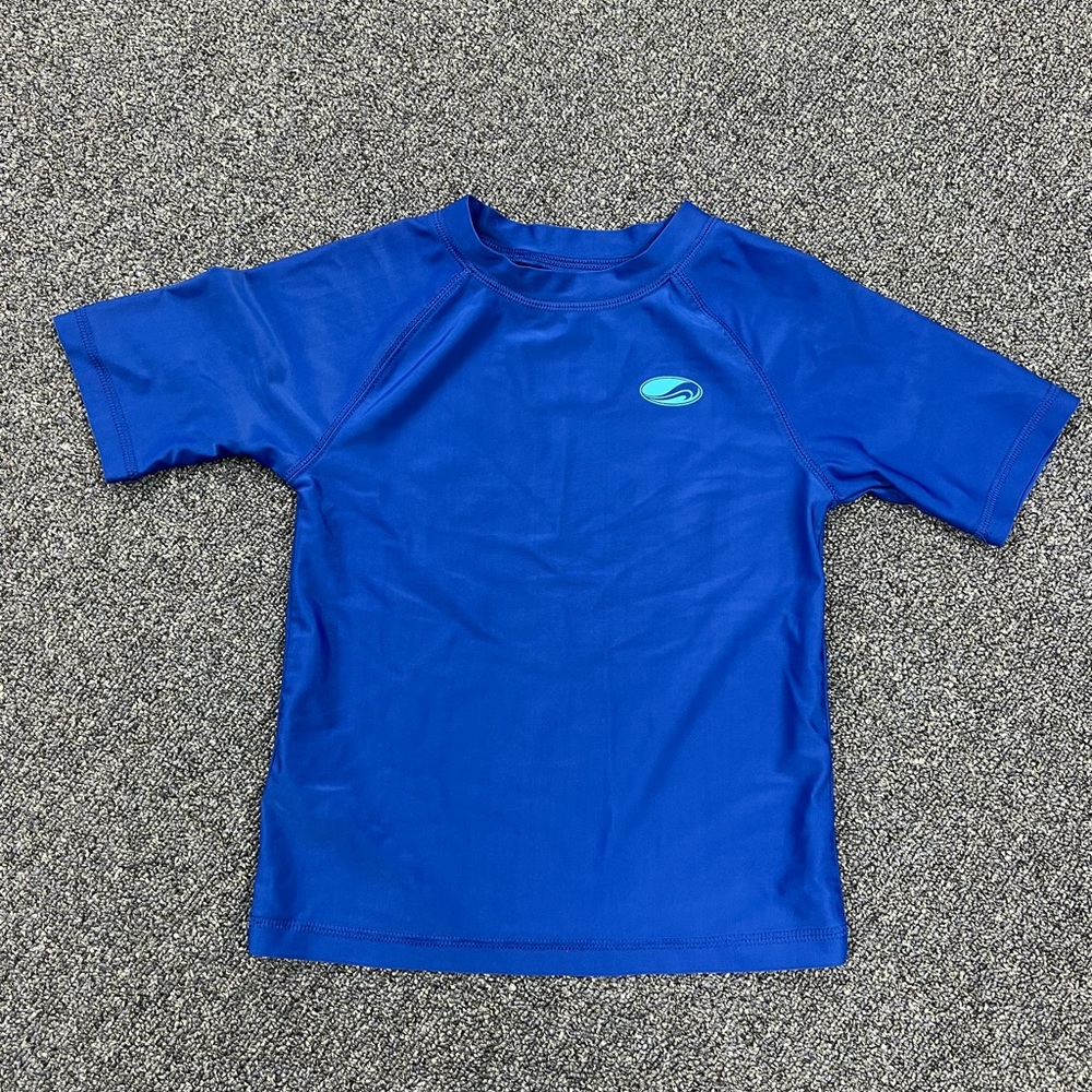 Arizona rashguard - size 6